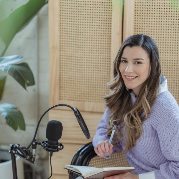 Relationship Podcast Topics: The Most Addictive Conversations