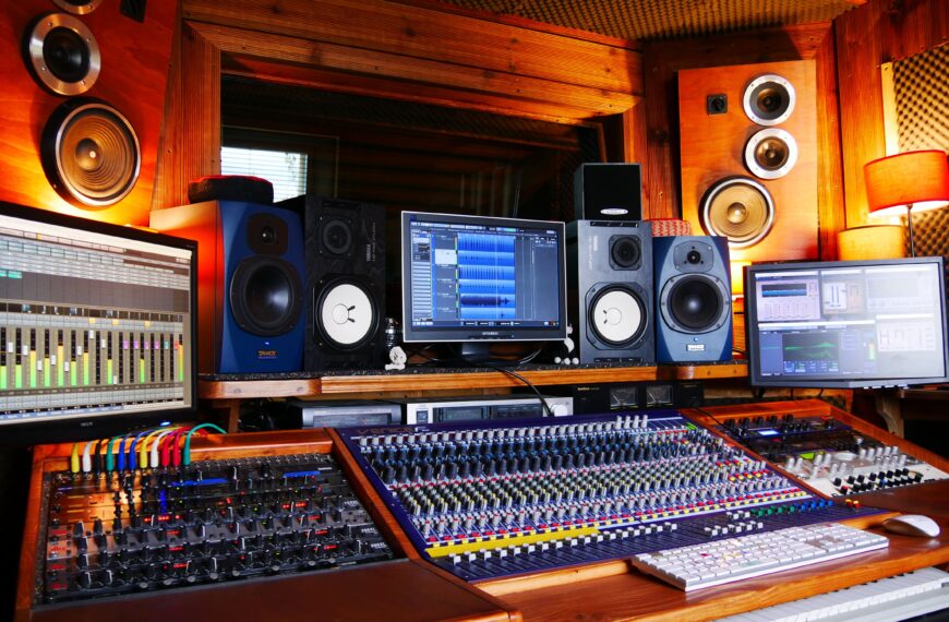 Best Studio Monitors for Home Studio (Don’t Buy Until You Read This)